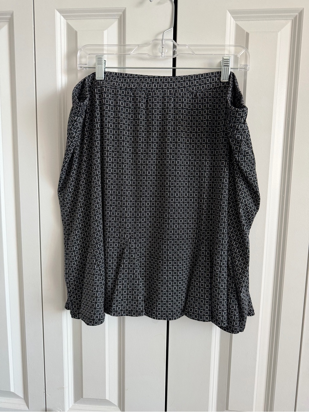 Susan Graver Black and White Geometric A-Line Skort